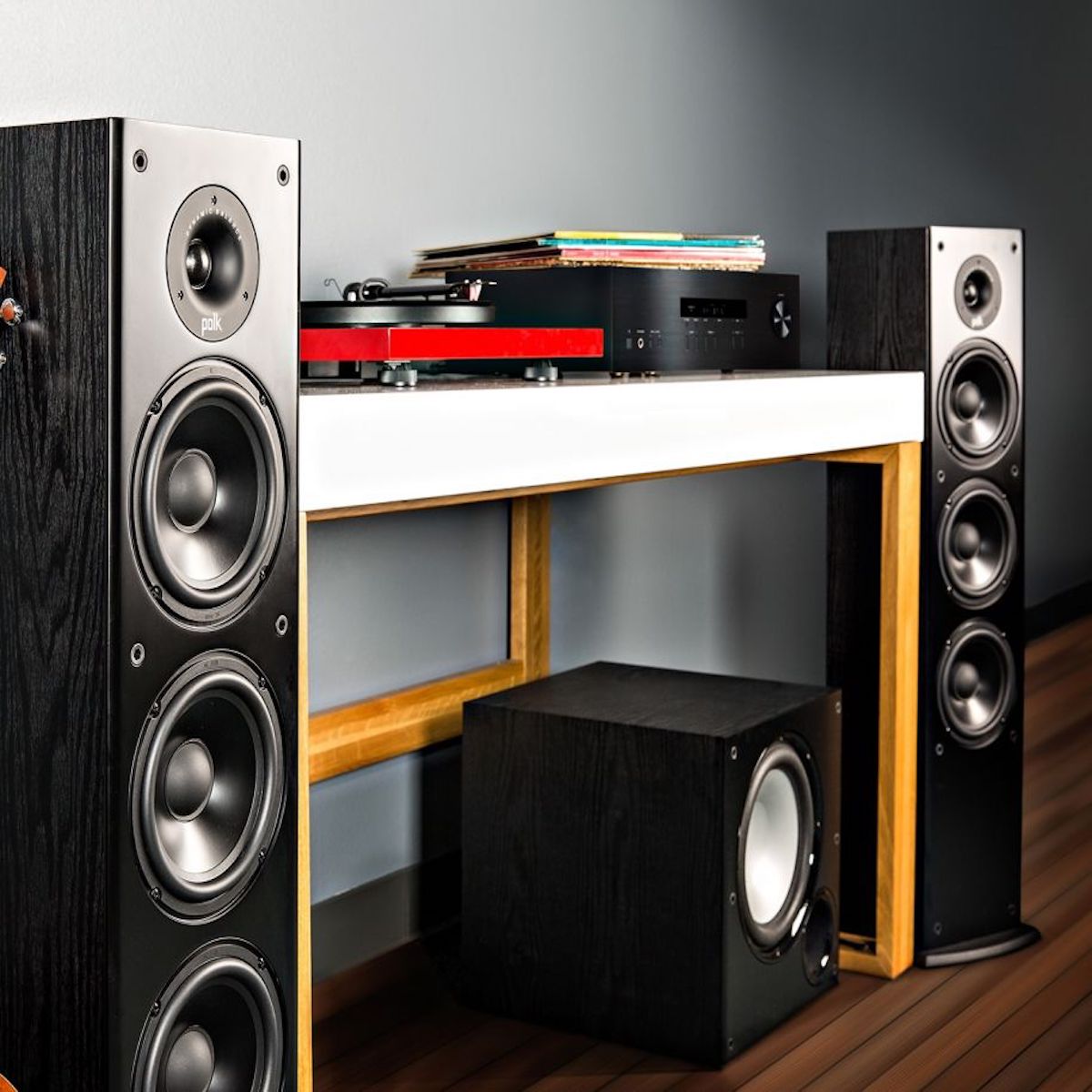 Polk Audio T50 - Floor Standing Speaker - Pair